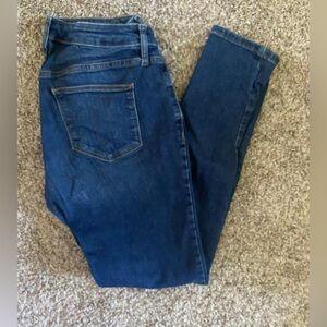 Universal Thread Skinny Jeans size 8